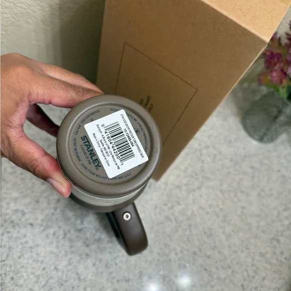 Stanley 30oz OG espresso protour - Picture 3 of 3